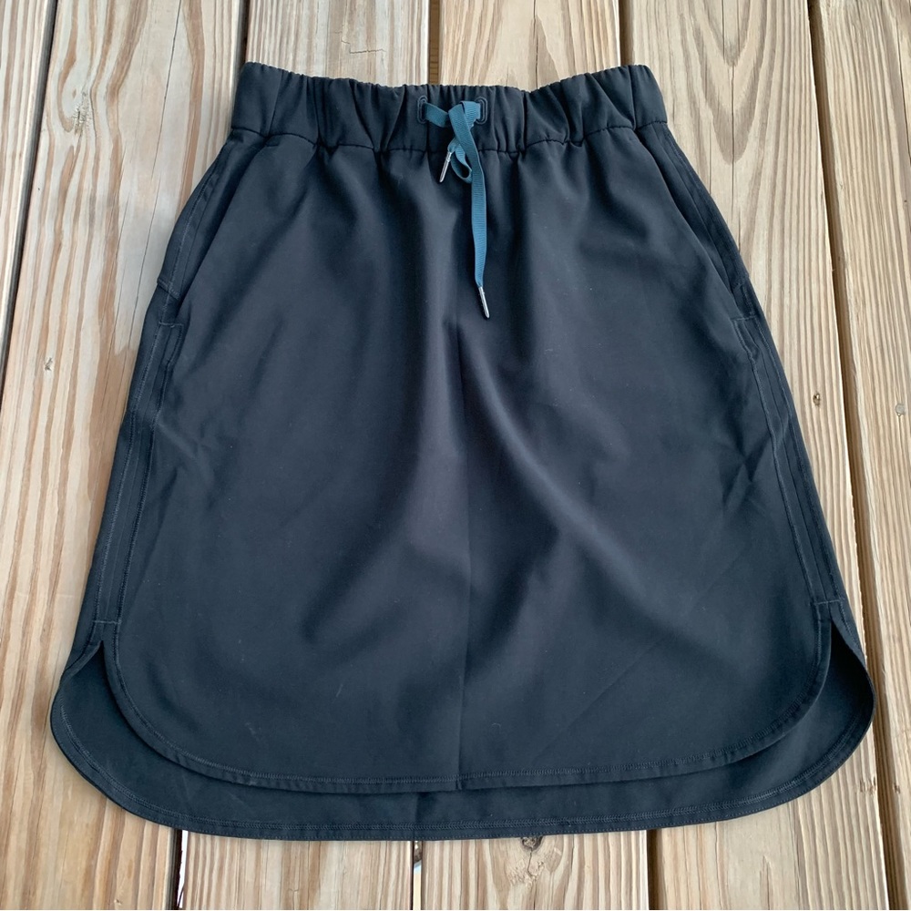 Lulu On The Fly Skirt - sz 4